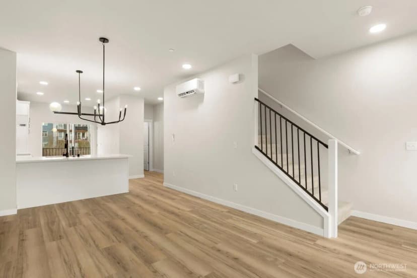 Property photo for 16823 Alder Way #l4, Lynnwood photo 19