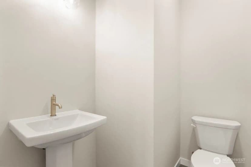Property photo for 16823 Alder Way #l4, Lynnwood photo 6