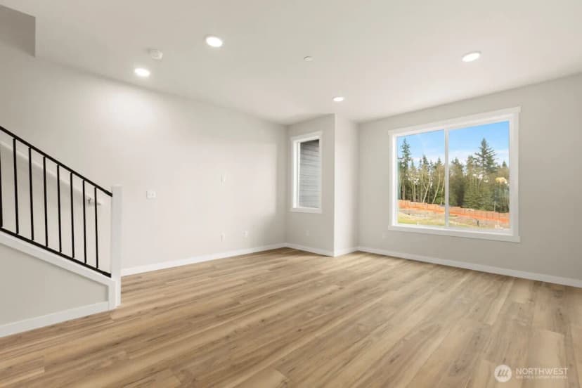 Property photo for 16823 Alder Way #l4, Lynnwood photo 16