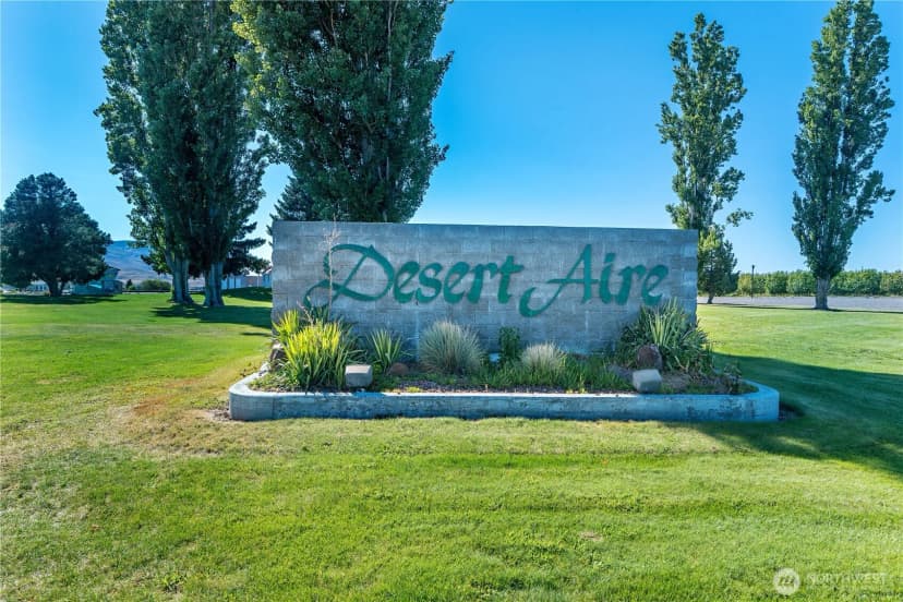 Property photo for 407 Island View Sw, Mattawa photo 12