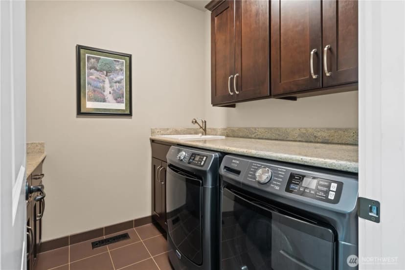 Property photo for 11226 Greystone Drive Sw, Lakewood photo 37