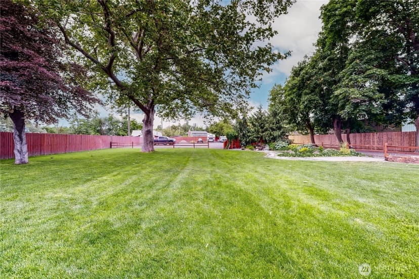 Property photo for 1625 Reser Road, Walla Walla photo 35