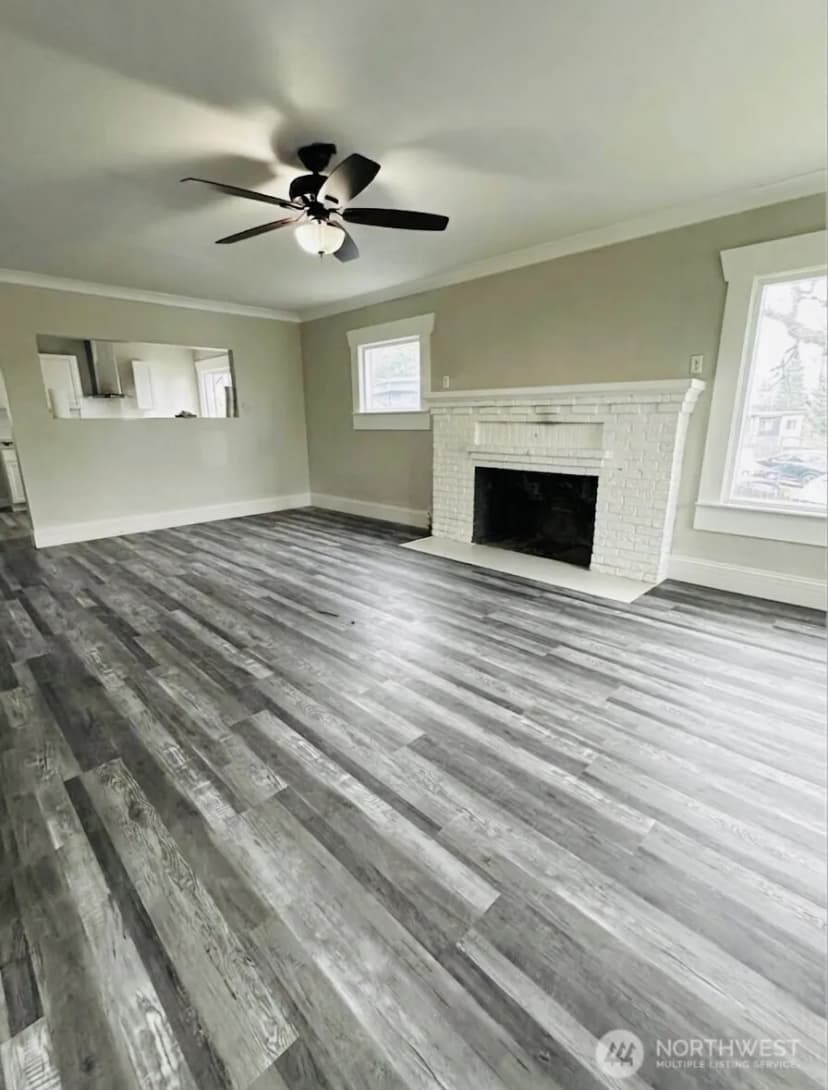 Property photo for 10033 Des Moines Memorial Drive S, Seattle photo 9