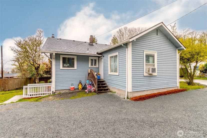 Property photo for 10033 Des Moines Memorial Drive S, Seattle