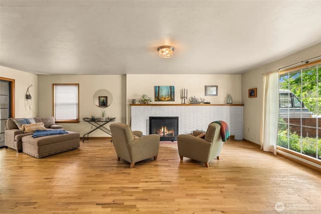 Property photo for 19 N Garfield Avenue, Wenatchee photo 4