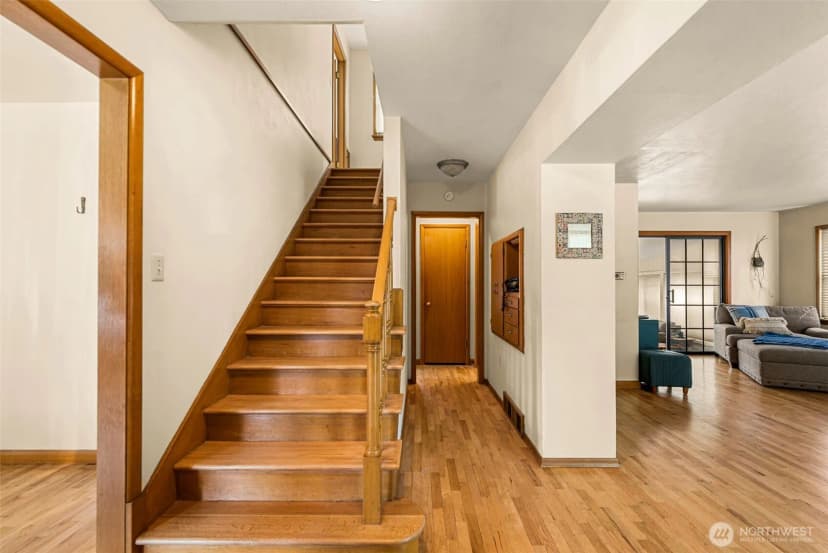 Property photo for 19 N Garfield Avenue, Wenatchee photo 10