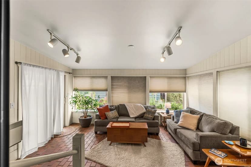 Property photo for 19 N Garfield Avenue, Wenatchee photo 6
