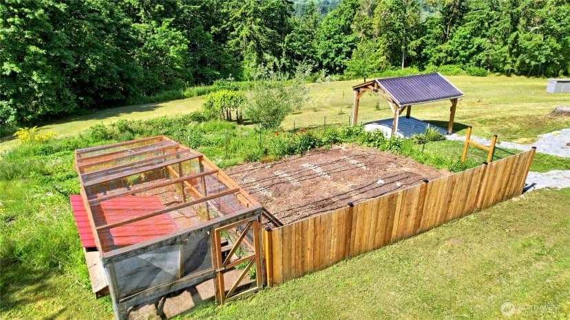 Property photo for 12742 Banner Road Se, Olalla photo 33