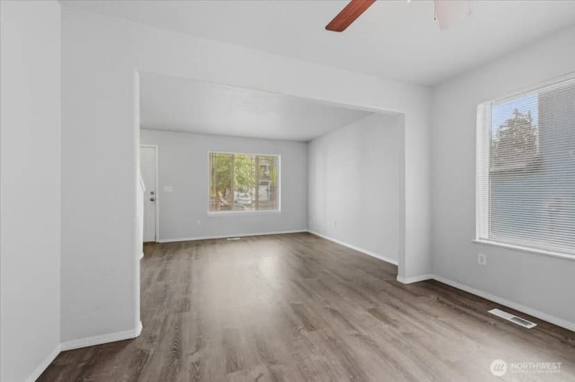 Property photo for 1425 186th Street Ct E, Spanaway photo 10