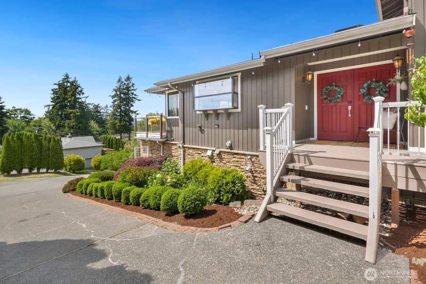 Property photo for 1133 8th Drive, Mukilteo photo 6