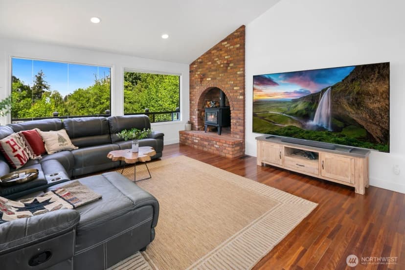 Property photo for 1133 8th Drive, Mukilteo photo 9