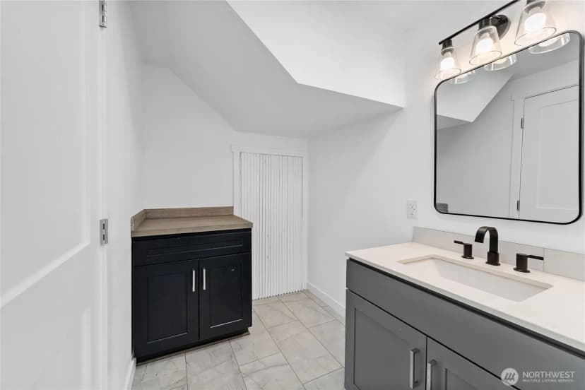 Property photo for 2928 Nassau Street, Everett photo 14