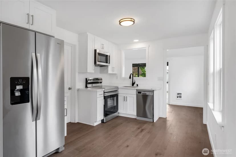 Property photo for 2928 Nassau Street, Everett photo 8