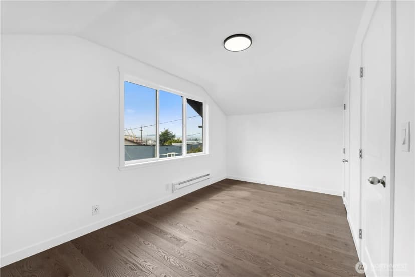 Property photo for 2928 Nassau Street, Everett photo 22