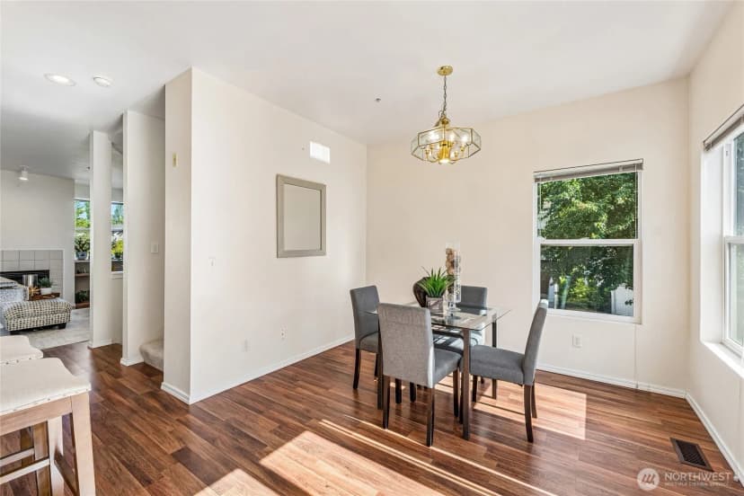 Property photo for 11899 Ne 163rd Place, Bothell photo 6