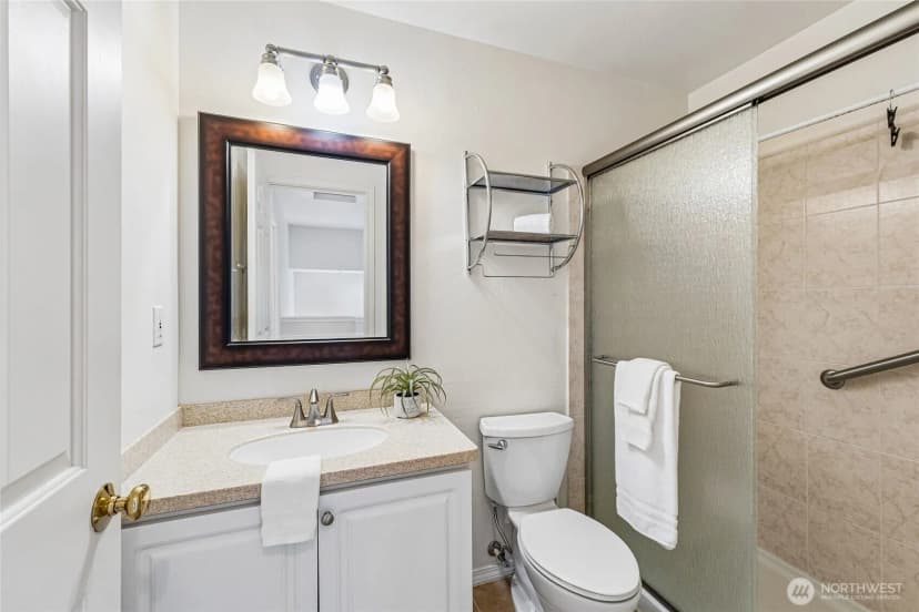 Property photo for 11899 Ne 163rd Place, Bothell photo 23