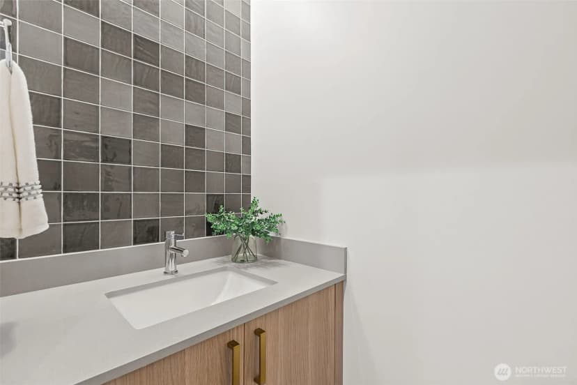 Property photo for 3548 S Dawson Street, Seattle photo 16