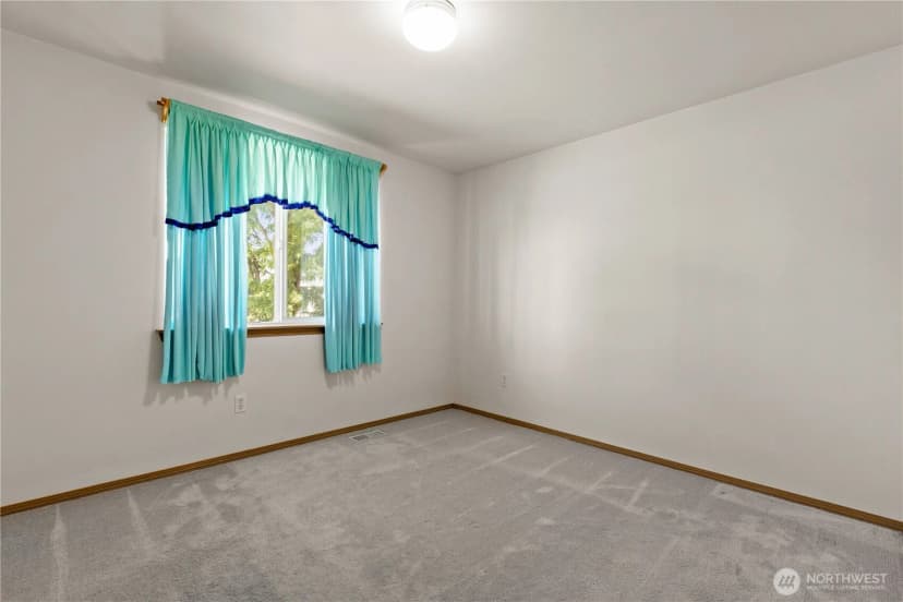Property photo for 1235 29th Avenue Ct Sw, Puyallup photo 23