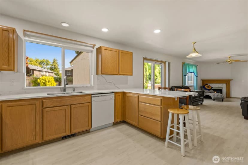 Property photo for 1235 29th Avenue Ct Sw, Puyallup photo 11