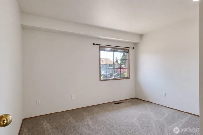 Property photo for 31447 117th Place Se, Auburn photo 16