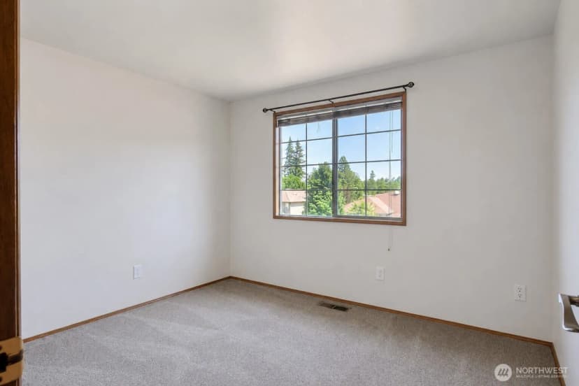 Property photo for 31447 117th Place Se, Auburn photo 17