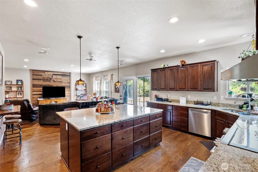 Property photo for 10810 130th Street Nw, Gig Harbor photo 6
