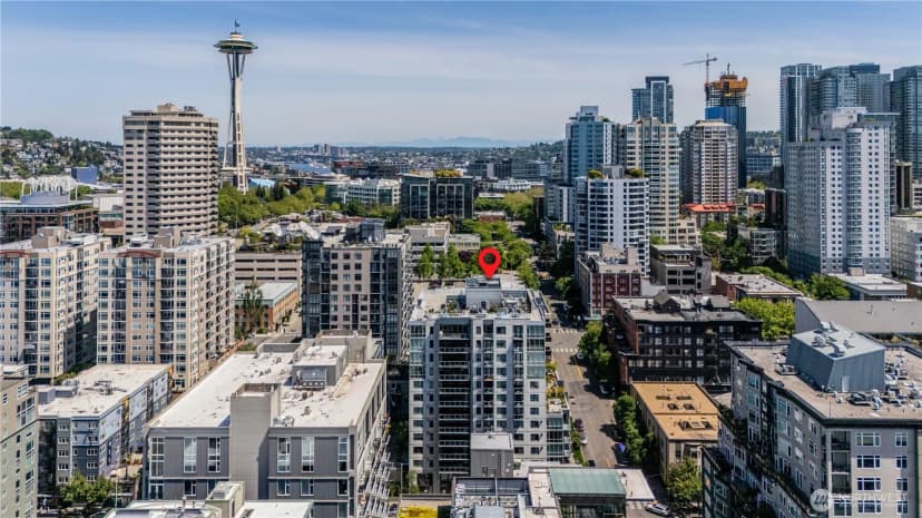 Property photo for 76 Cedar Street #708, Seattle photo 39