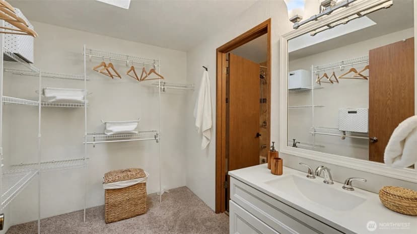 Property photo for 26118 147th Place Se, Kent photo 22