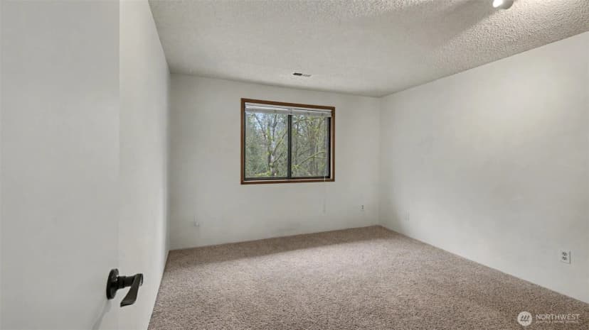 Property photo for 26118 147th Place Se, Kent photo 16