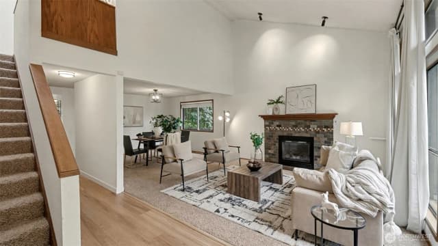 Property photo for 26118 147th Place Se, Kent photo 2
