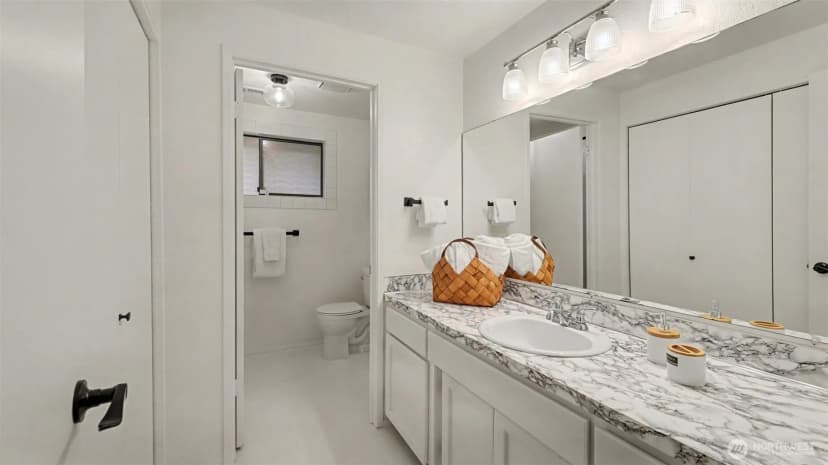 Property photo for 26118 147th Place Se, Kent photo 19
