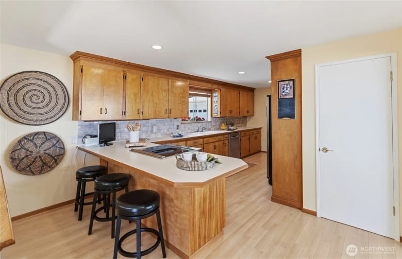 Property photo for 6360 Ne Twin Spits Road, Hansville photo 6