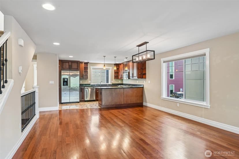 Property photo for 1137 26th Avenue, Seattle photo 9