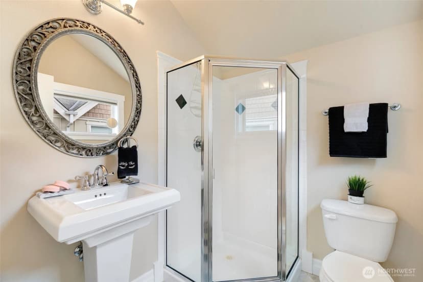 Property photo for 1137 26th Avenue, Seattle photo 30
