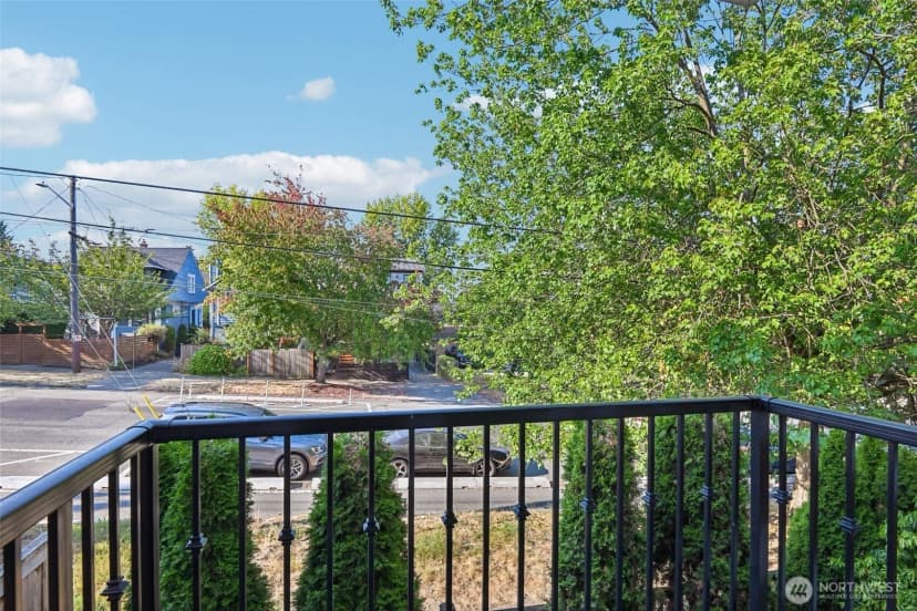 Property photo for 1137 26th Avenue, Seattle photo 12