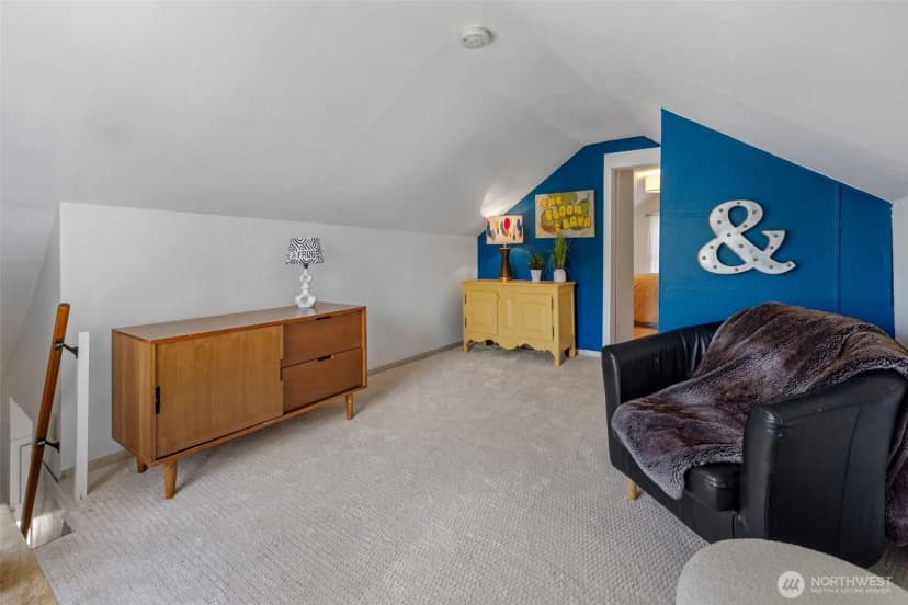Property photo for 7729 12th Avenue Sw, Seattle photo 17