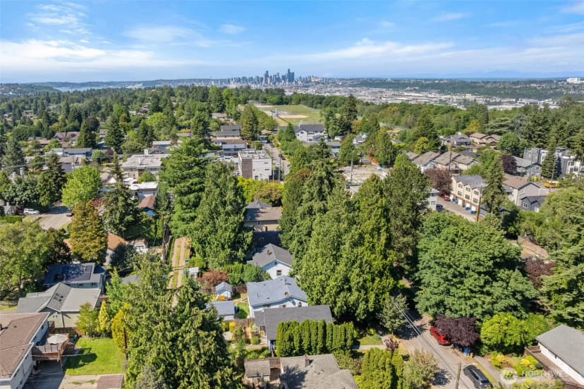 Property photo for 7729 12th Avenue Sw, Seattle photo 22