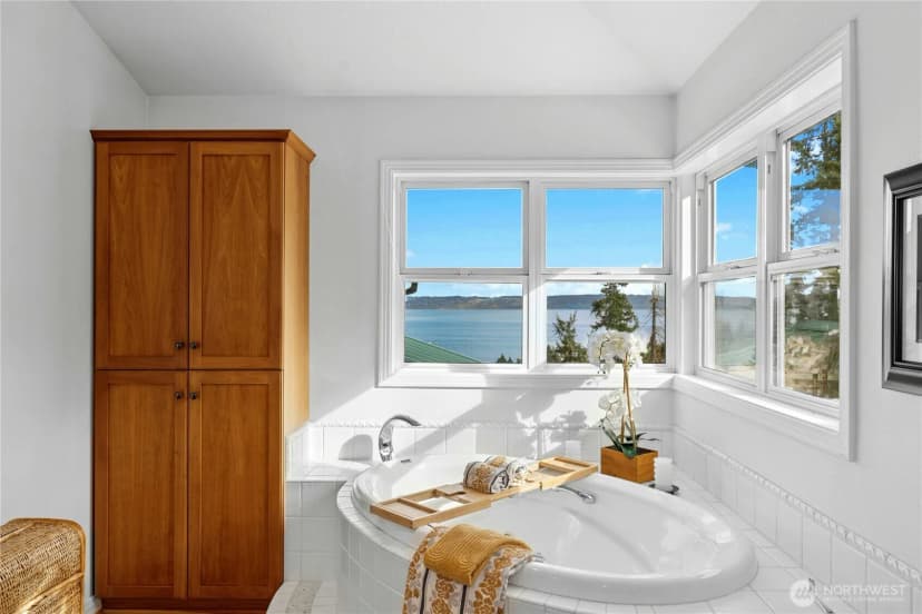 Property photo for 21322 Ne President Point Road, Kingston photo 22