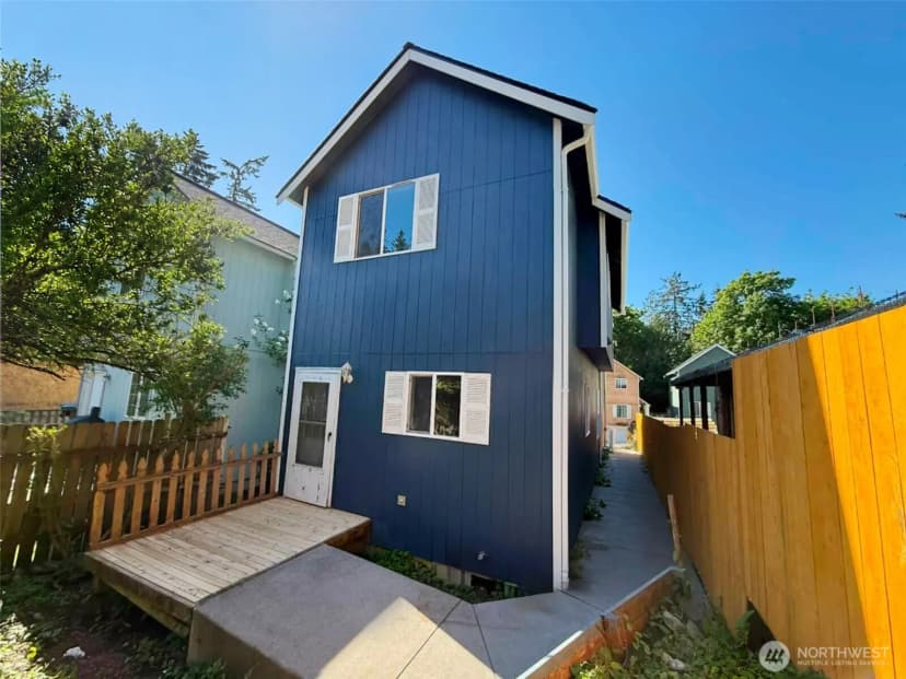 Property photo for 6414 Ne Fern Street, Suquamish photo 3