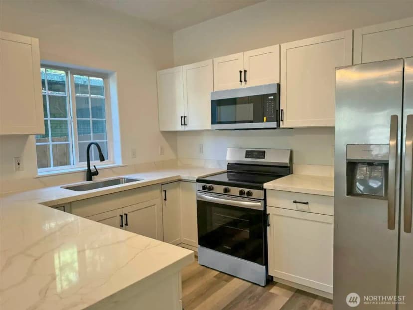 Property photo for 6414 Ne Fern Street, Suquamish photo 11