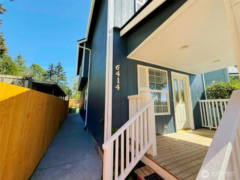 Property photo for 6414 Ne Fern Street, Suquamish photo 2