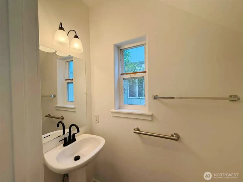 Property photo for 6414 Ne Fern Street, Suquamish photo 20