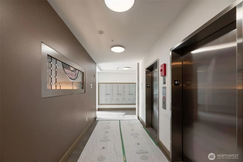 Property photo for 4547 8th Avenue Ne #203, Seattle photo 5