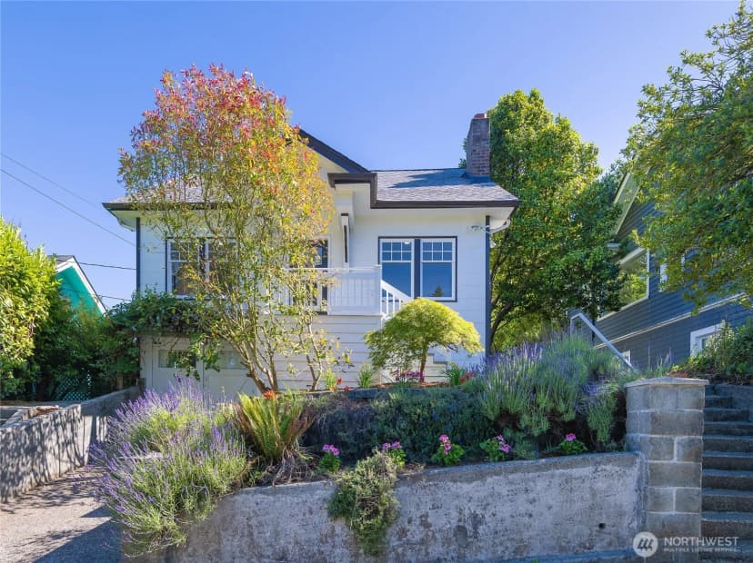 Property photo for 331 Ne 53rd Street, Seattle