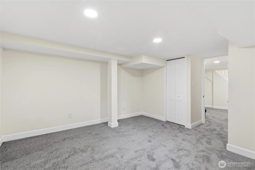 Property photo for 331 Ne 53rd Street, Seattle photo 35