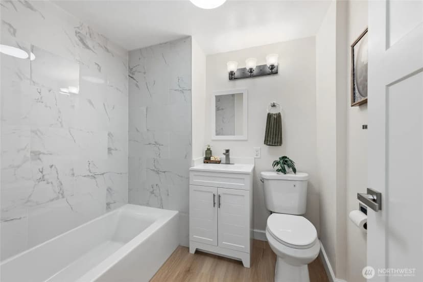 Property photo for 331 Ne 53rd Street, Seattle photo 18