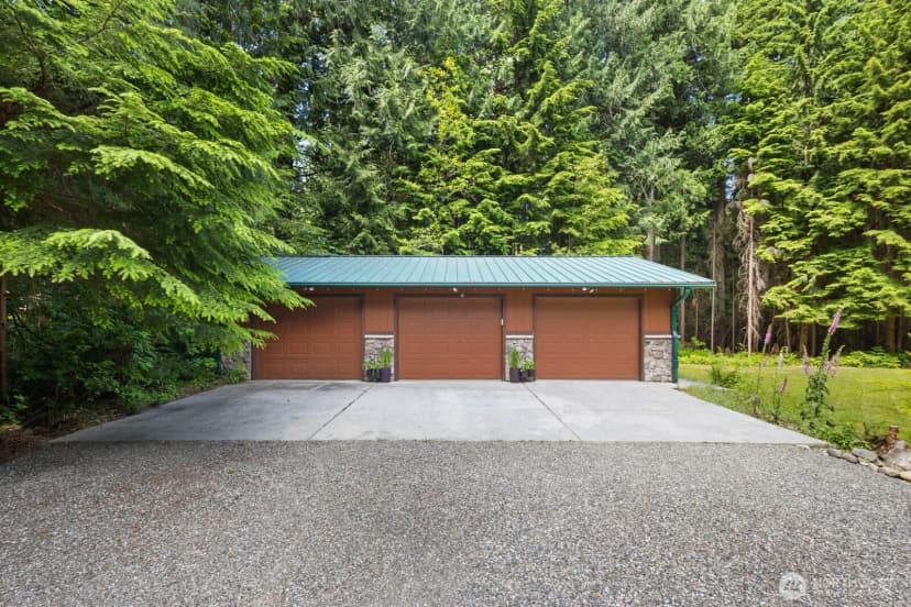 Property photo for 129 N Lake Roesiger Road, Snohomish photo 35