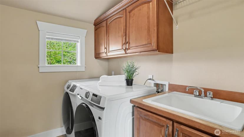 Property photo for 16906 46th Place S, Sea Tac photo 29