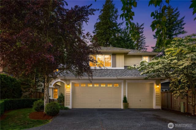 Property photo for 27422 Se 8th Place, Sammamish photo 2