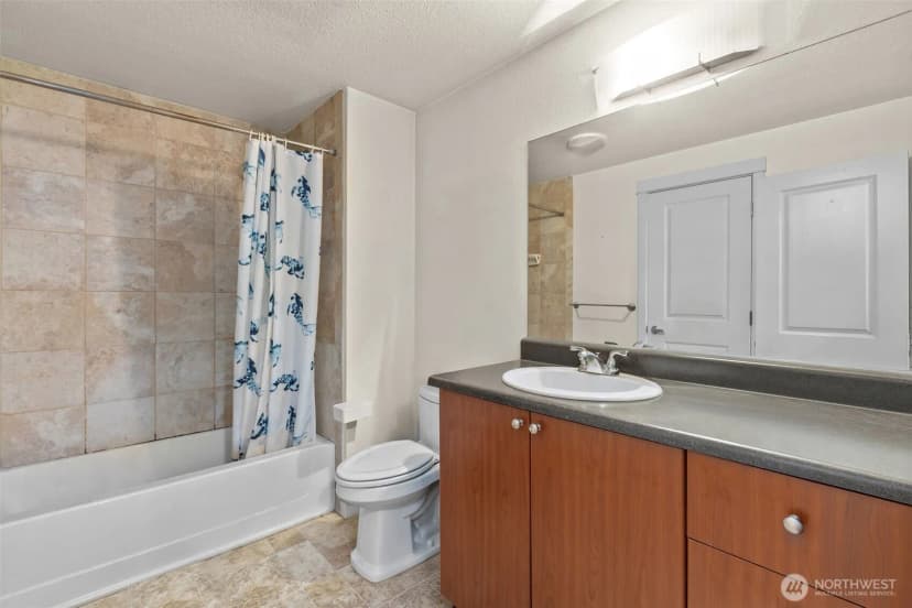 Property photo for 26005 106th Place Se #206, Kent photo 22